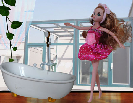 Barbie- und Kelly-Puppen mit Barbie-Outfits und Accessoires