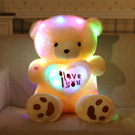 Süße große Teddybären mit Herzen weiß rosa lila zum Valentinstag