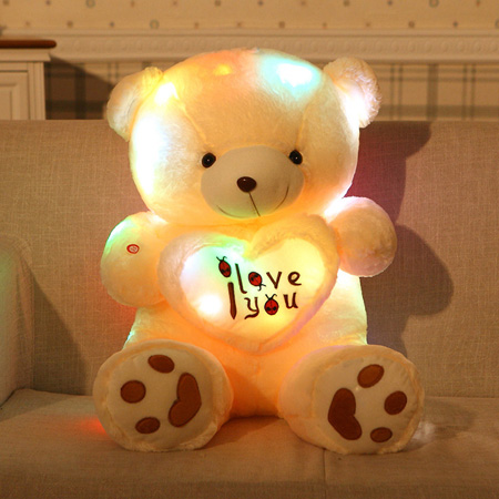 Süße große Teddybären mit Herzen weiß rosa lila zum Valentinstag