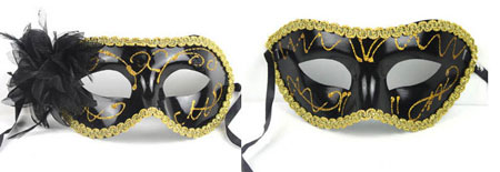 Masques vénitiens en plumes d\'or Masques de mascarade en argent pour couples