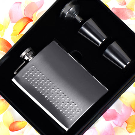 Portable 8 oz Stainless Steel Liquor Flask Gift Set for Men