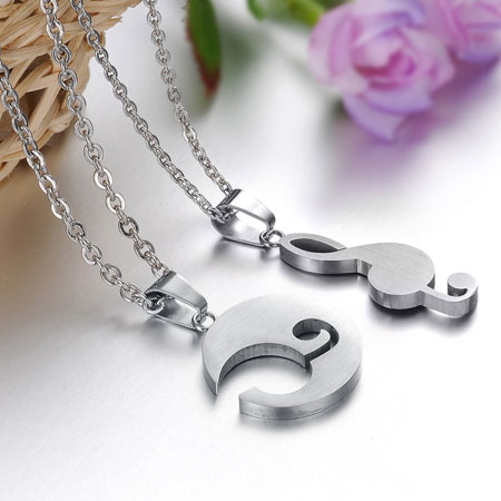Music Lovers friendship necklaces for couples