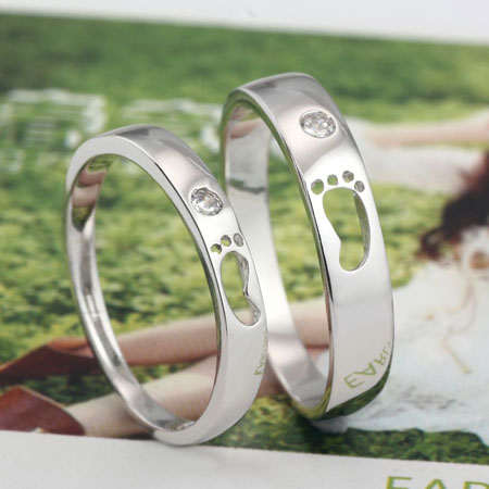 Tani pierścionek z obietnicą dla młodych par mężczyzn i kobiet