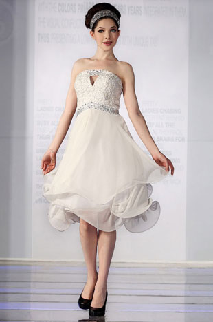 Короткое белое платье для выпускного 8-го класса Sweet Heart